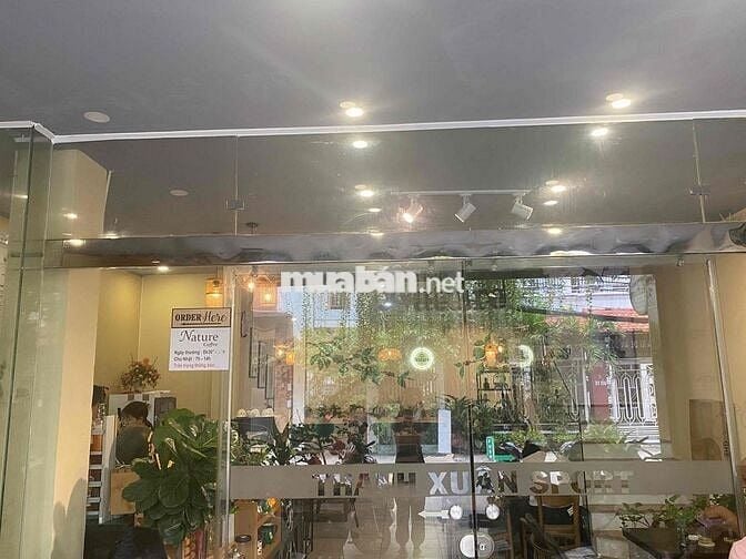 Sang nhà 1 trệt 1 lầu sau lưng Etown Cộng Hoà