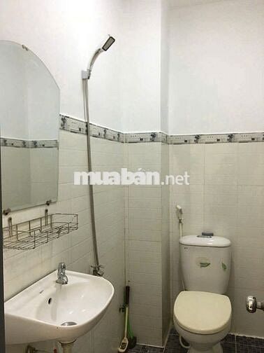 Nhà Nguyên Căn Đường Nguyễn Tri Phương - 2PN 2WC - 3x9m