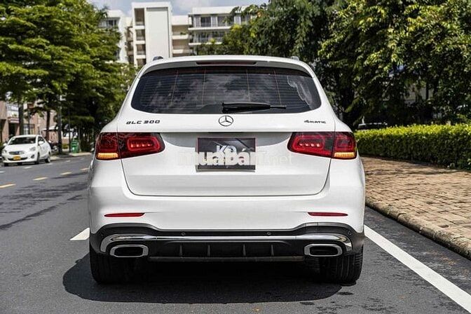 GLC300 AMG 2023 công ty 1 chủ từ đầu siêu đẹp