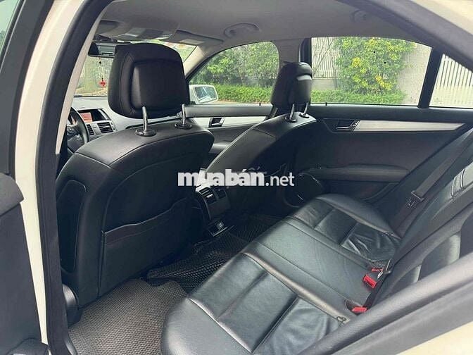 Mercedes C200 2010 chạy 70k km 1 chủ ko có chiếc 2
