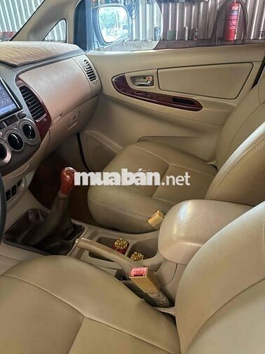 Toyota Innova 2006 - 171000 km