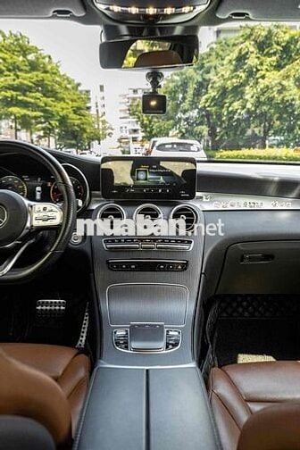 GLC300 AMG 2023 công ty 1 chủ từ đầu siêu đẹp