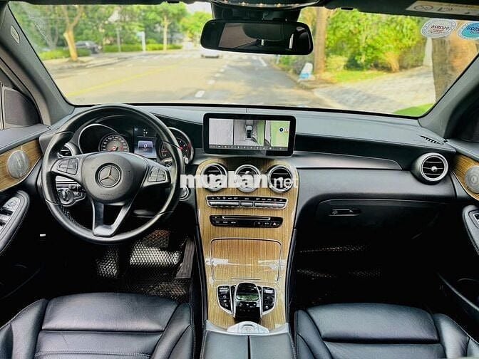 Mercedes Benz GLC 250 4MATIC 2018 - Màu Nâu