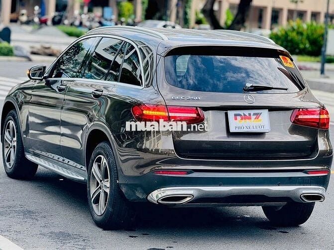 Mercedes Benz GLC 250 4MATIC 2018 - Màu Nâu