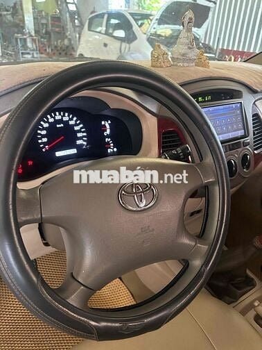 Toyota Innova 2006 - 171000 km