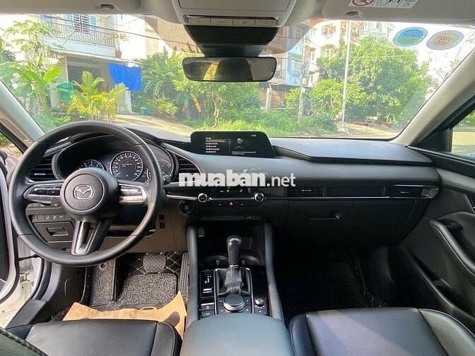 Mazda 3 luxury sx 2022  -  23000km