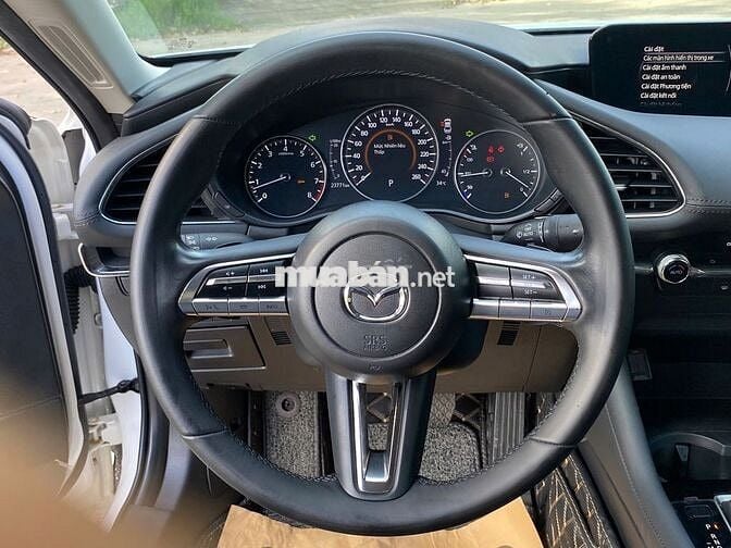 Mazda 3 luxury sx 2022  -  23000km