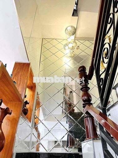 BIỆT THỰ KHU HỌ LÊ - 8 X 20 - 4 LẦU - NHẬN NGAY