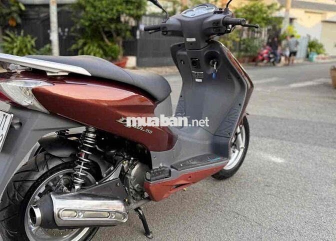 Dylan 150 nhập Ý - Xe Chuẩn 100%