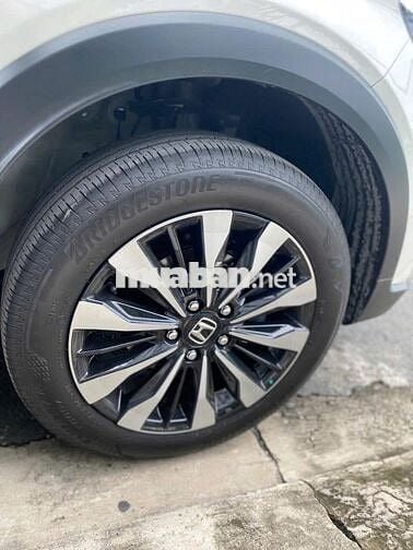 Siêu Lướt Honda BR-V 2024 L - 10000 km Trắng