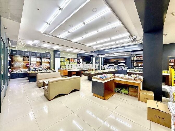 CHO THUÊ MẶT BẰNG SIÊU RỘNG 500M2 MẶT TIỀN KHU DU LỊCH GIÁ 270TR/THÁNG