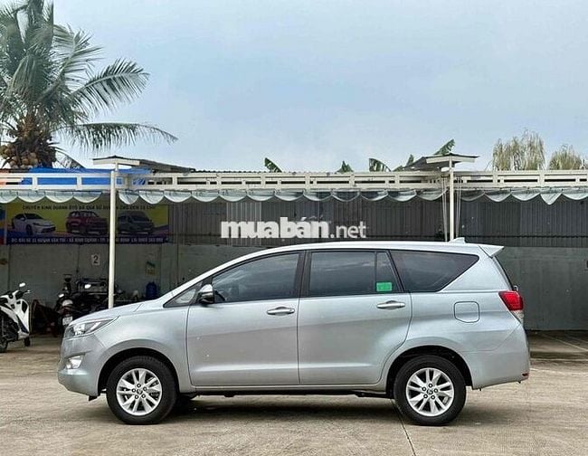 🆘🆘🆘INNOVA 2.0E 8/2019 Số Sàn FuLL Option ZIN 99%