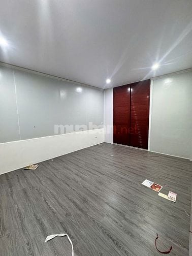 Ban nha tang 3+4 pho Ba Triệu chính chủ 