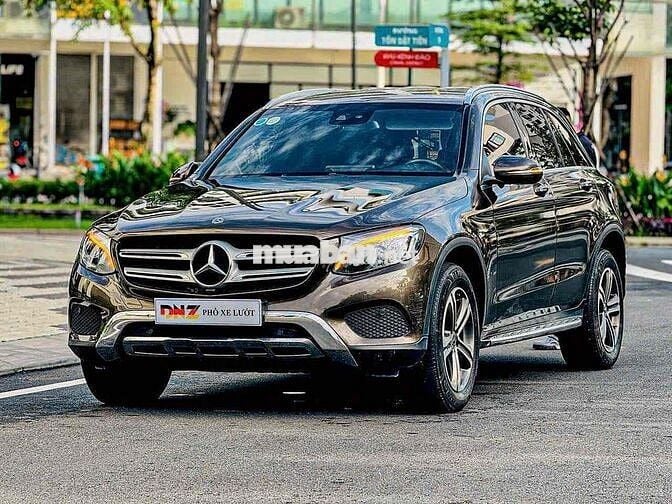 Mercedes Benz GLC 2018 250 4MATIC - Màu Nâu