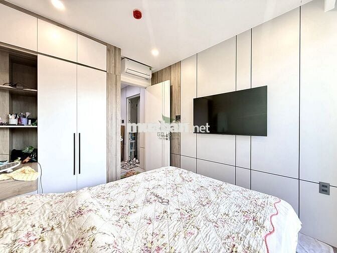 CĂN HỘ1 PHÒNG NGỦ 2 BAN CÔNG ĐỦ NỘI THẤT GIÁ 15 TRIỆU/THÁNG