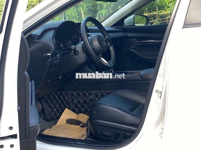 Mazda 3 luxury sx 2022  -  23000km