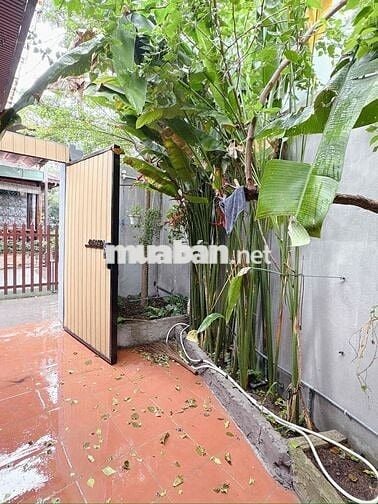 Cho thuê nhà - Nguyễn Khoái Q4 - 92m2 - 2pn lớn - Giá 15 triệu.