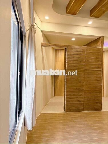 Cho thuê nhà - Nguyễn Khoái Q4 - 92m2 - 2pn lớn - Giá 15 triệu.