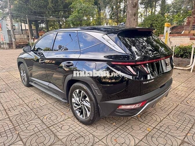 Hyundai Tucson Màu Đen, Sản Xuất 2023, SUV