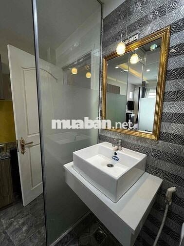 Cho thuê CHDV - 8 pn full nội thất - dt 50m2 - Nguyễn khoái Q4.