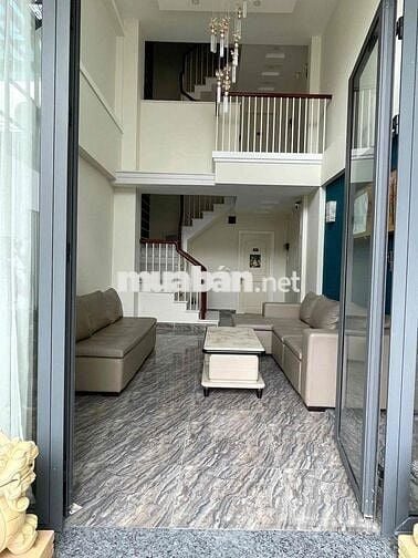 Cho thuê CHDV - 8 pn full nội thất - dt 50m2 - Nguyễn khoái Q4.