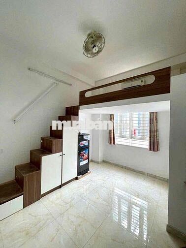 Duplex Ban Công + Cửa Sổ 22m2 - Ngã 4 Phú Nhuận - CV Hoàng Văn Thụ