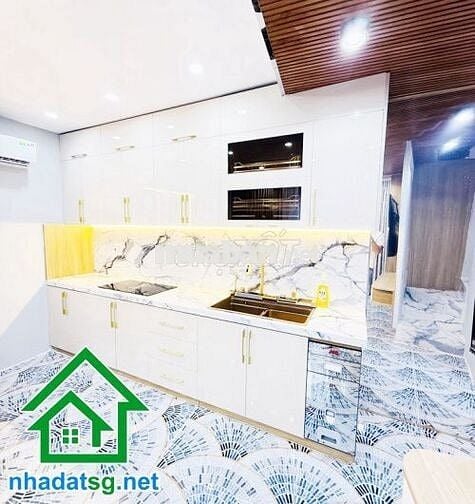 NHÀ 3 TẦNG ĐẸP LUNG LINH – HẺM XE HƠI, GẦN MẶT TIỀN – FULL NỘI THẤT