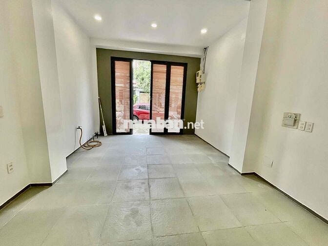Mặt Tiền KD 4x20m 3Lầu (5PN 4WC) Vỉa Hè Rộng. Đường Số Khu Tên Lửa