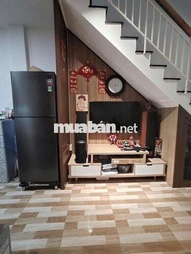 Q11 NHỈNH 5 TỶ -CẠNH MẶT TIỀN - NHÀ MỚI TINH - SỔ VUÔNG TUYỆT ĐẸP