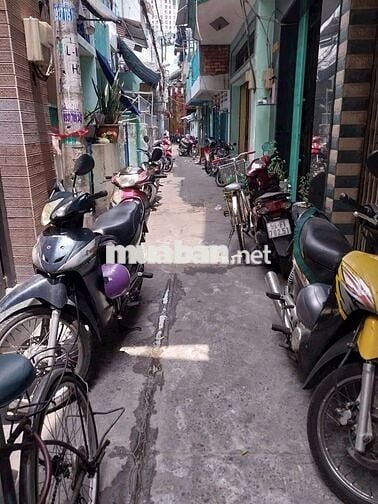 BÁN  NHÀ NHỎ ĐẸP, NGAY TRUNG TÂM. QUẬN. 6
