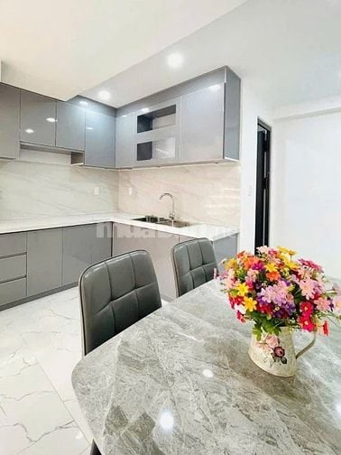 Chủ gởi bán nhanh căn Lương Thế Vinh-Tân Phú 1Tỷ990 DT 65m2 hẻm xe hơi