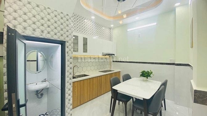 Nhà riêng 64,8m2 / 2 tỷ550 triệu Hồng Hà, Phường 2, Quận Tân Bình. SHR