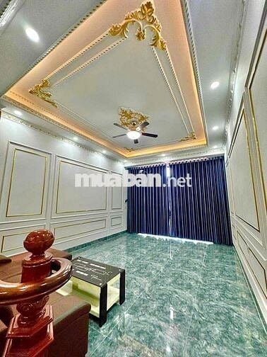 Bán nhà mặt tiền Phú Hồng Thịnh 8