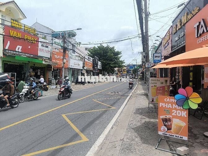 Bán nhà Linh Xuân 200m2 hẻm xe hơi Thủ Đức chỉ 13.5 tỷ