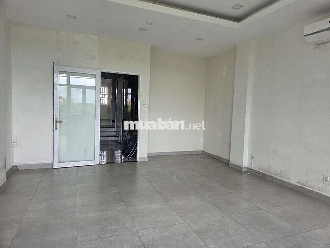 Cho Thuê mặt bằng tầng 4 và 5 làm Văn Phòng