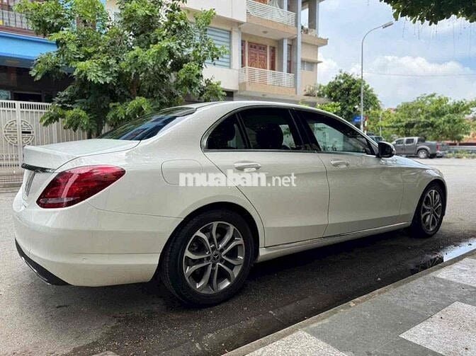 Mercedes Benz C Class 2018 C200 - 60000 km