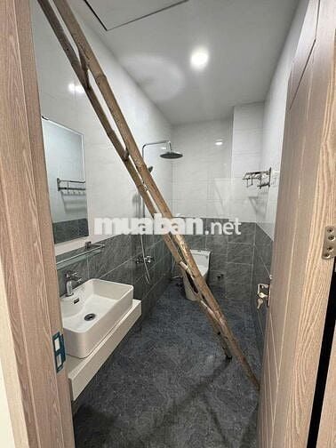 Cho thuê nhà gần Thủ Khoa Huân , gần ngã tư Hòa Lân