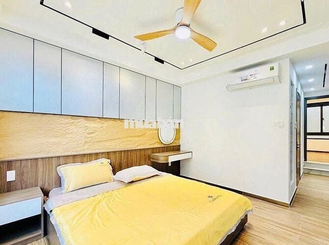 CỰC PHẨM - 827C Lũy Bán Bích, P.Tân Thành, Q.Tân Phú. DTSD: 350m2