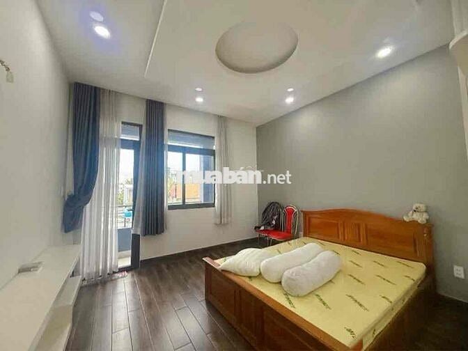 NHÀ 3 TẦNG ĐẸP — GẦN HẬU GIANG MINH PHỤNG(3m x 10m) Hướng Chính Tây