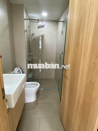 Cho thuê căn hộ Emerald 2pn2wc, 66m2 , NTCB,view hồ ,giá 13tr