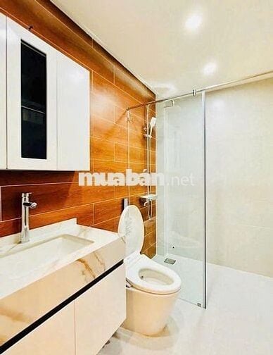 CỰC PHẨM - 827C Lũy Bán Bích, P.Tân Thành, Q.Tân Phú. DTSD: 350m2