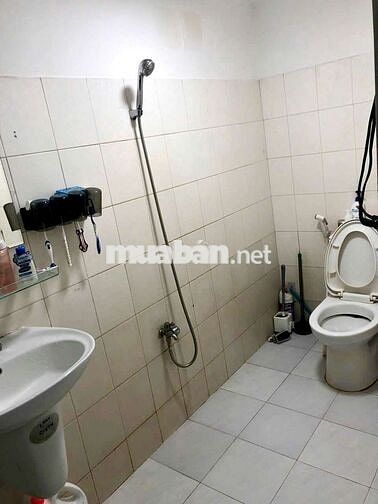 Cho thuê nhà mới, rộng rãi, 4pn 2wc, hẻm tải thông, Lê Đức Thọ p16 GV