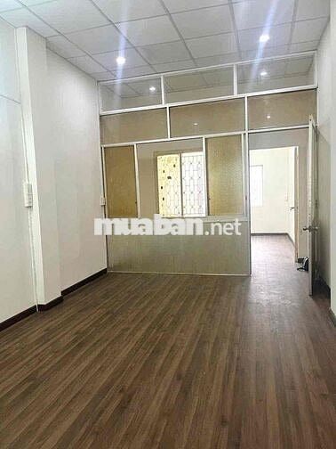 Cho thuê nhà nguyên căn Đường 3/2 thích hợp ở và KD