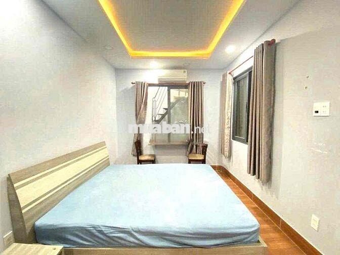 CHO THUÊ NHÀ MẶT TIỀN, CHO LÀM CHDV 7PN, 6WC