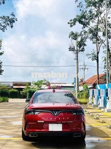 VinFast Lux A2.0 2021 Plus 2.0 AT - 71000 km