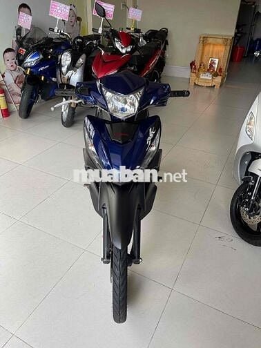 wave rsx 2023 . phun xang fi . máy zin im