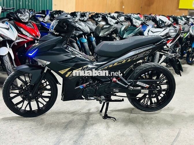 XE MÁYTHANH TÙNG_EXCITER 150 ĐEN NHÁM ĐỘ VÀNH CHẤT