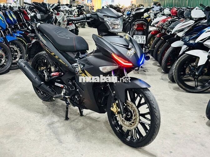 XE MÁYTHANH TÙNG_EXCITER 150 ĐEN NHÁM ĐỘ VÀNH CHẤT