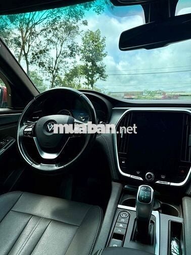 VinFast Lux A2.0 2021 Plus 2.0 AT - 71000 km