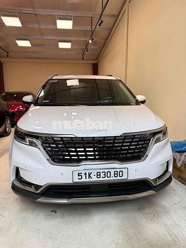 Kia Carnival 2023 Signature 2.2D - 42000 km